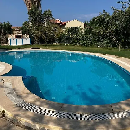 Lovely Summer House With Pool فيلة